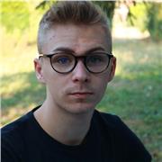 Jeune étudiant en droit issu d’un bac L donne cours de langues